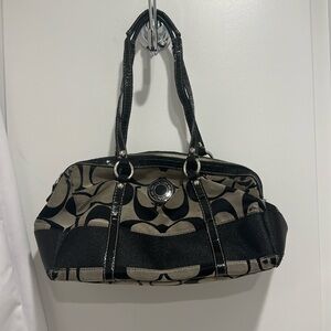 Coach F19563 Black White Signature Shopper Tote leather touches